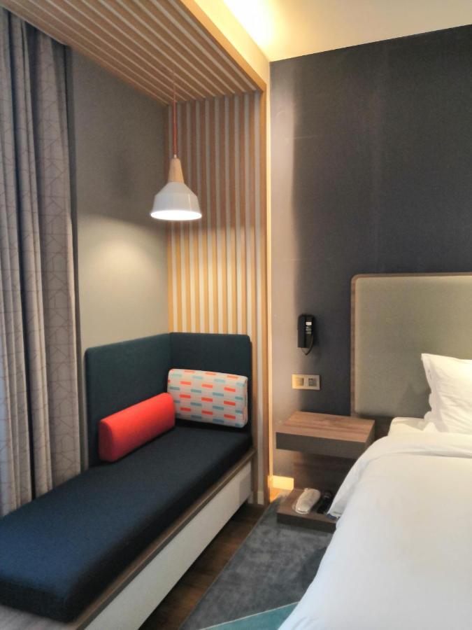 Holiday Inn Express Pinghu By Ihg Exterior foto